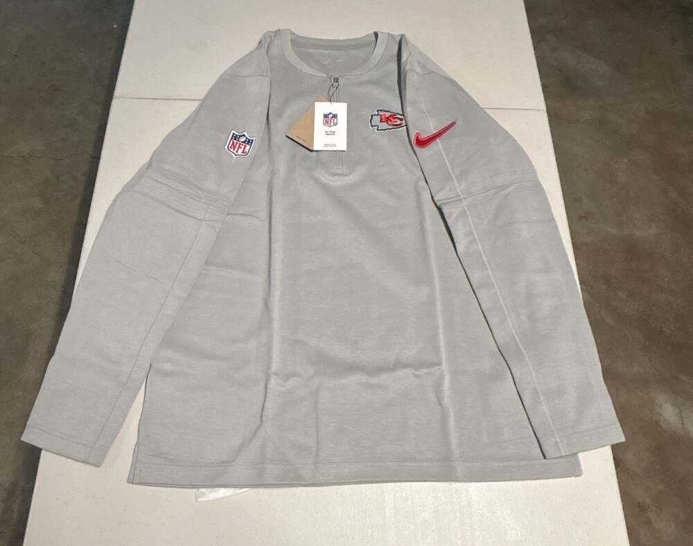 Nike Kansas City Chiefs NFL Therma-FIT Long Sleeve Crewneck Sweatshirt New $90